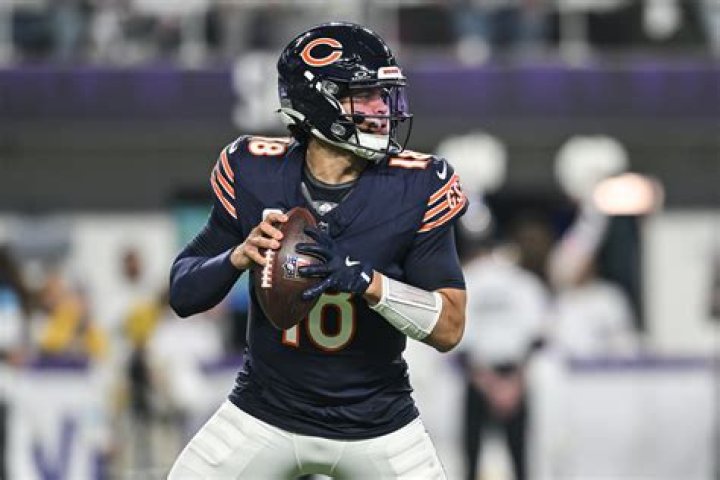 Chicago Bears Quarterback: A Deep Dive into the Heart of the Team