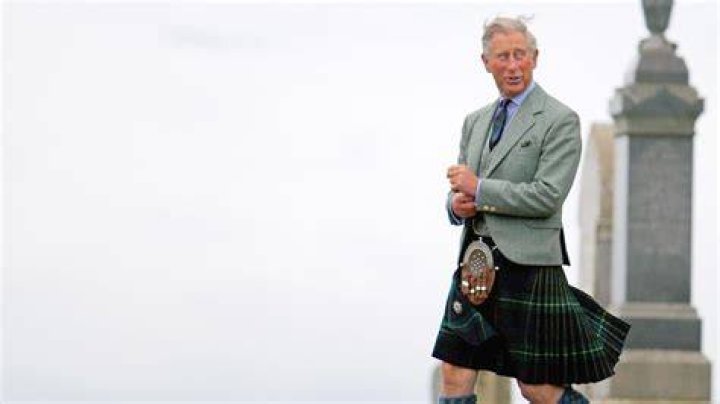 The Upscale Knight: A Royal Guide to Posh Chivalry