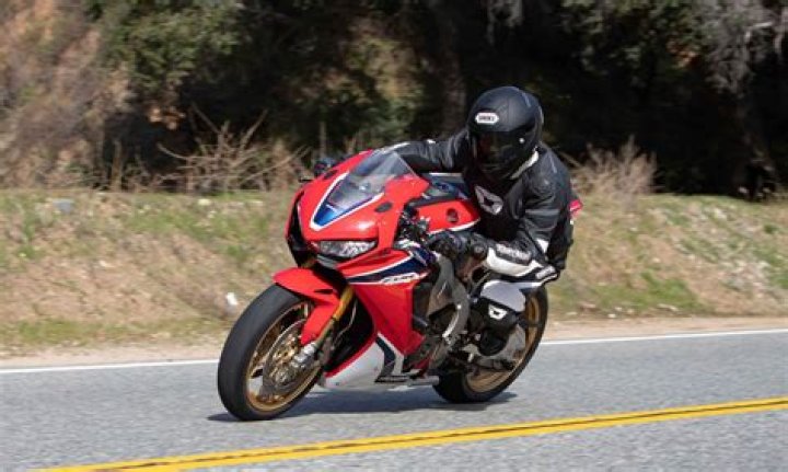 Understanding the Death Wobble in Motorcycles: Causes, Effects, and Solutions